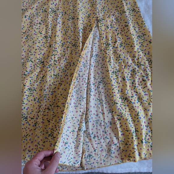 Shein Skirt - Picture 4 of 5